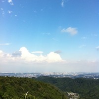高尾山 稲荷山コース あずまやからの眺め