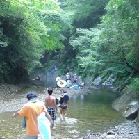 亀山湖キャンプ 川遊び
