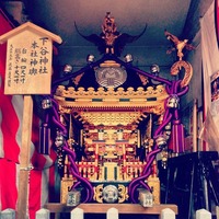 下谷神社 今年は陰祭りなので出番は無かった千貫神輿...
