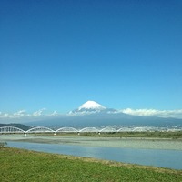 東海道新幹線 富士川橋梁 絶妙な高さの雲...
