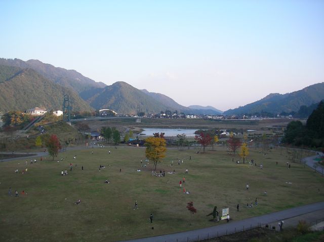 002.JPG